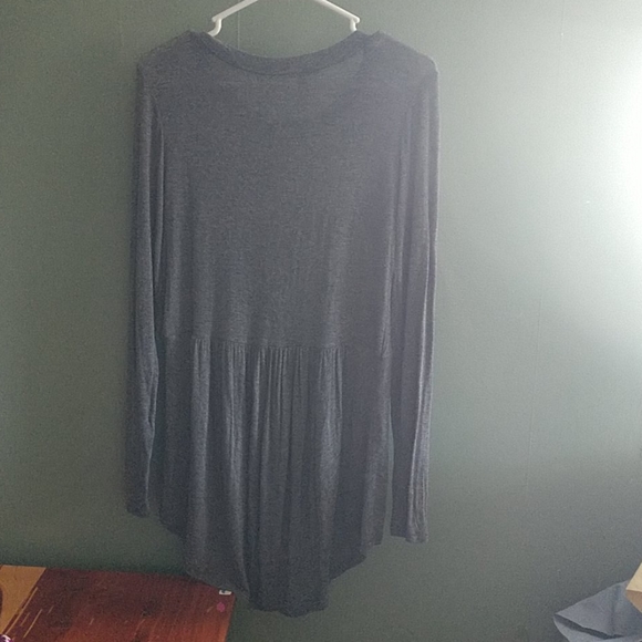 Gray Shirt - Picture 2 of 2